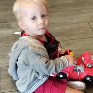 Meet your Posher, Justin